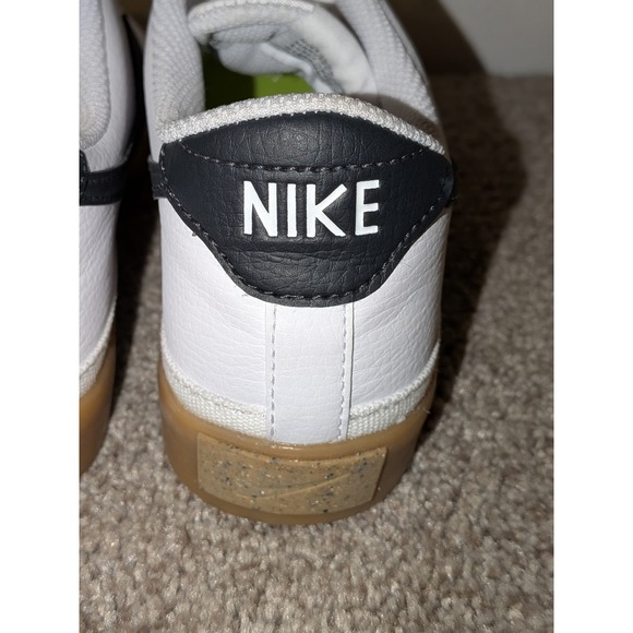 Nike Court Legacy Low White Gum Sole Sneakers Women's Size 8 NEW - Picture 8 of 8